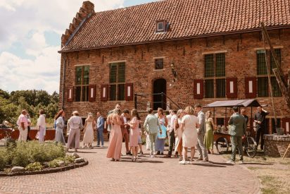 Home 8 {{brizy_dc_image_alt imageSrc=